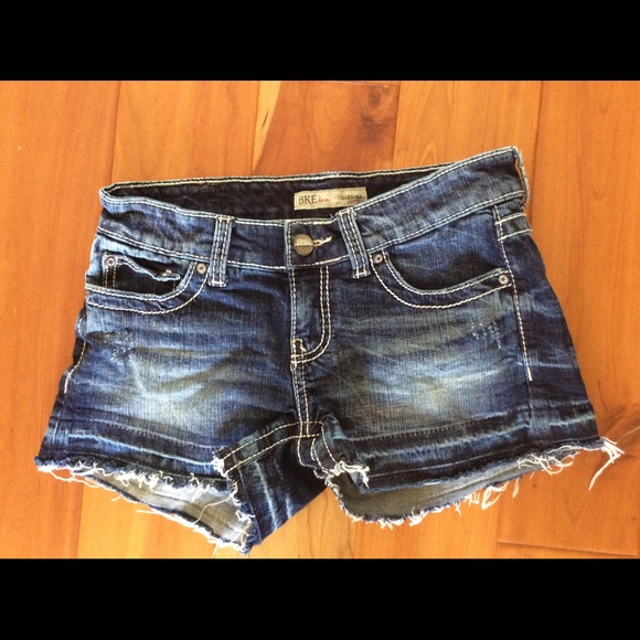 BKE Pants - BKE denim Sabrina denim shorts size 27 BKE Pants - BKE denim Sabrina denim shorts size 27